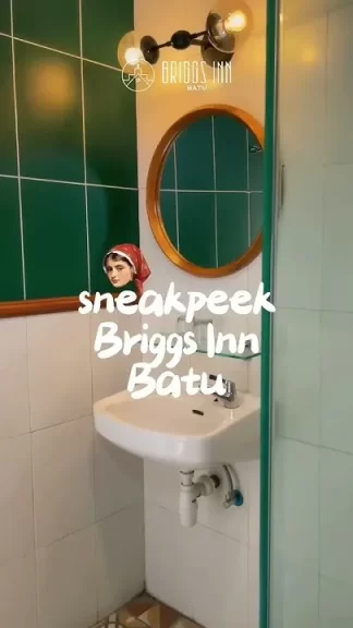sneakpeakbib