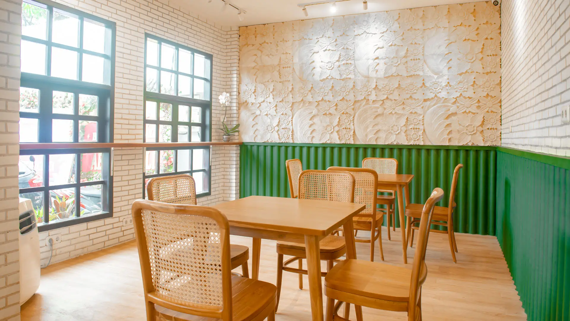 Gallery Briggs Inn Surabaya 001