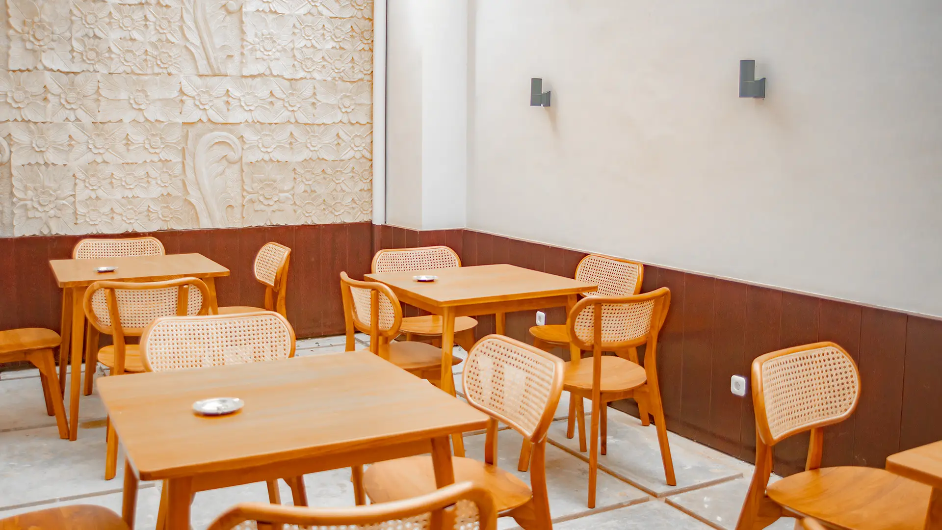 Gallery Briggs Inn Surabaya 015