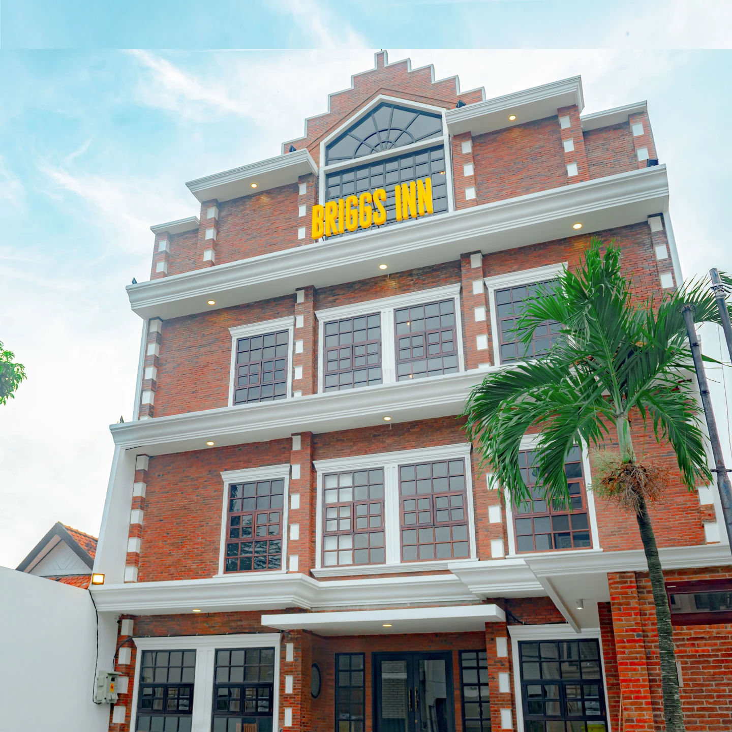 Briggs Inn
